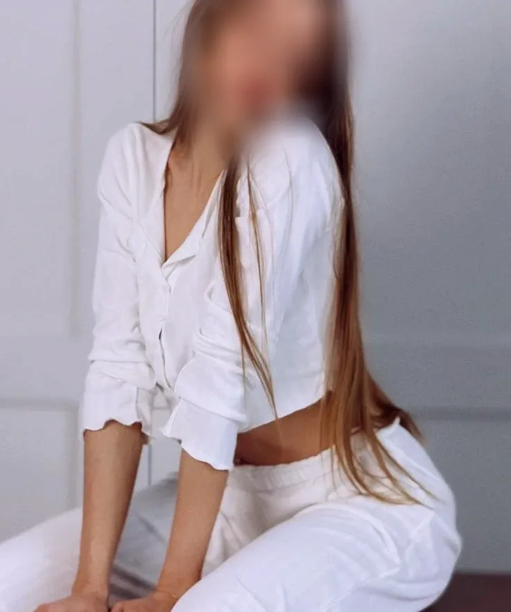 Aleksandra, 26