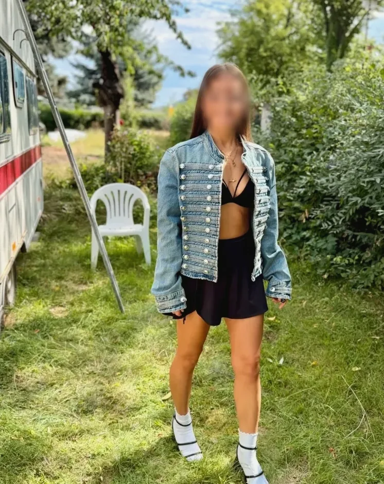 Leyla, 26