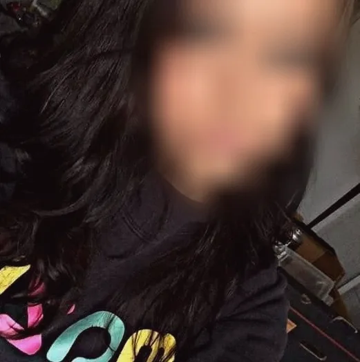 Nour, 26